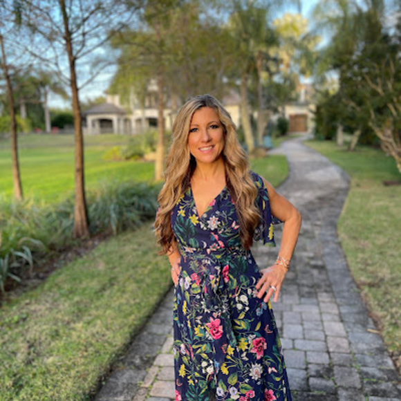 Meet your Posher, Dawn - Picture 1 of 1